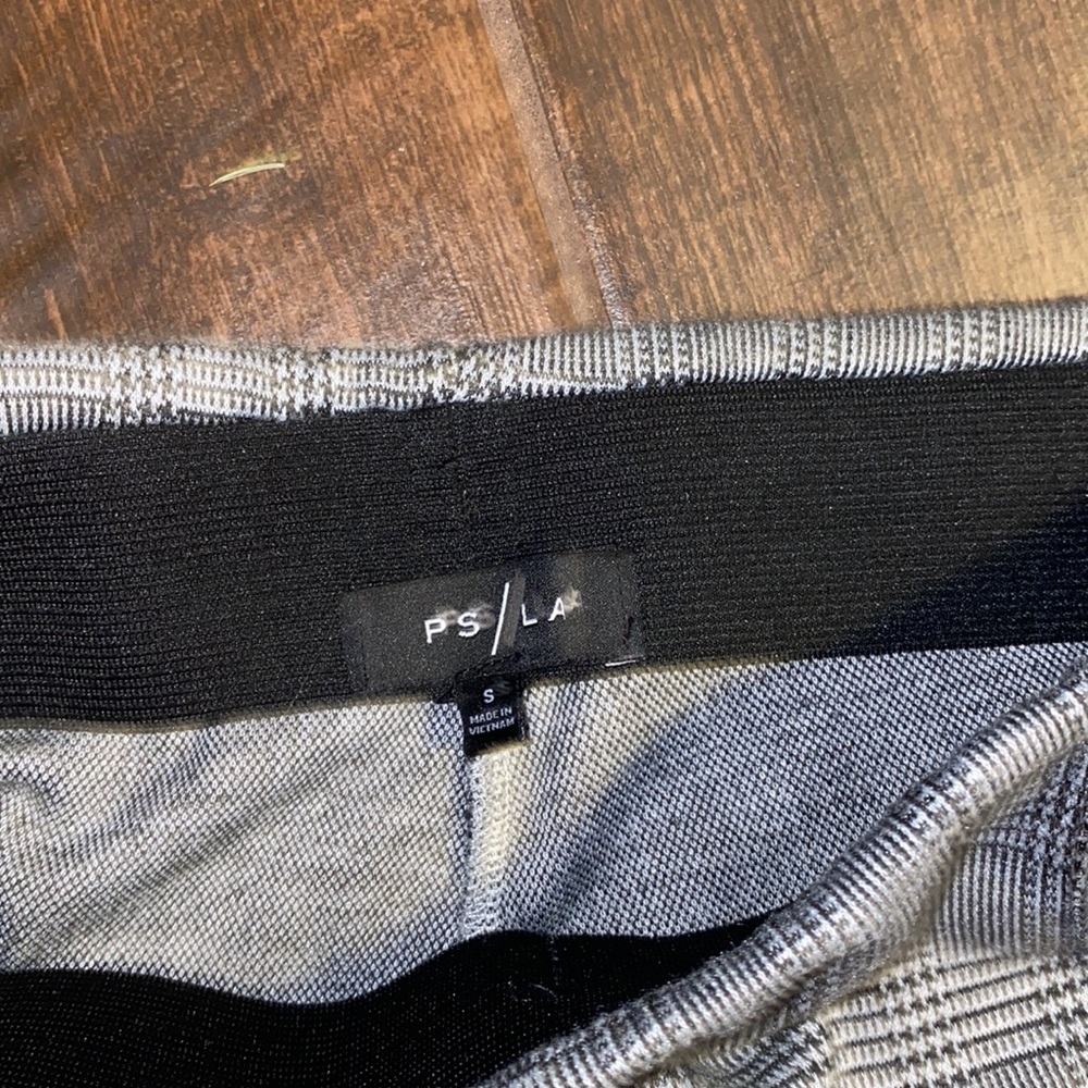 Pants - Picture 4 of 4